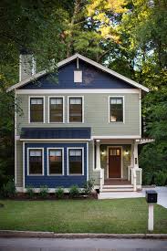 Even when you don't notice them, there they are, shaping a place or supporting a visual with warmth or coolness, brightness or darkness, similarity or contrast. Blue And Green Color Combos For Decorating Town Country Living