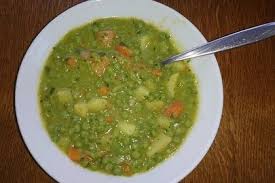 Schnelle Erbsensuppe Aus Tiefkuhlerbsen Und Frischen Mohren Von Klarabruhe Chefkoch Erbsen Suppe Erbsensuppe Rezepte