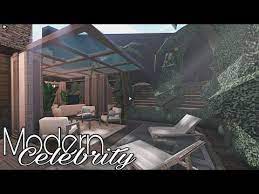 Bloxburg Modern Celebrity Elegant House House Build Youtube In 2021 Winter House Exterior Unique House Design Home Building Design