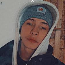 Tommie Bowles's Instagram, Twitter & Facebook