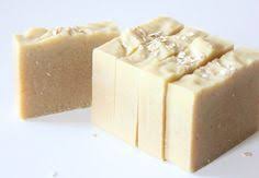 Savon Saponifie A Froid Lait D Amande Miel Flocons D Avoine Savon Saponifie A Froid Recettes De Savon Savon