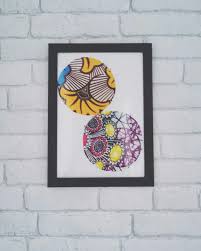 Chutes De Pagne Africain Recyclees Dans Un Tableau Tissu Africain Africaine Pagne Africain