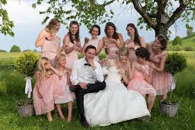 Tolle Fotos Von Jonas Muller Photographie Hochzeit Fotograf Brautjungfern Brautjungfern Kleider Braut