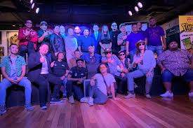 Saksikan #maharajalawakmega2019 setiap jumaat jam 9 malam hanya di astro warna (132) & warna hd (124) #maharajalawakmega #lawakberapiapi #mlm2019 untuk rancangan komedi terbaik #maharajalawakmega2019 langgan pakej mustika di saluran 200. Mamat Sepah Kembali Ke Pentas Maharaja Lawak Mega 2019 Bersama Kumpulan Stone Lepat Pisang
