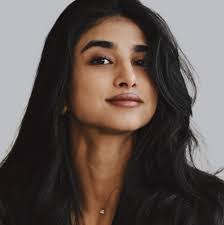 Sonia Willett's Instagram, Twitter & Facebook