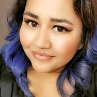 Kelli Kenyon's Instagram, Twitter & Facebook