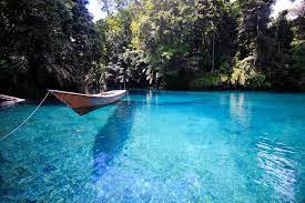 Labuan cermin terletak di desa labuan kelambu kecamatan biduk biduk kabupaten berau. Two Flavors Beautiful Lake Labuan Cermin Lake Hello Indonesia