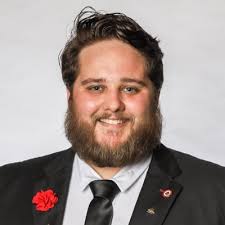 Reese Jones (@reesealanj)