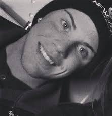 jonathan croxton (@JC_HCO91)