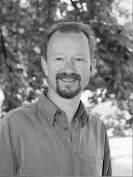 JON SKEIE SKAL SKRIVE BIND 7 Jon Christen Skeie (59) er ansatt som  forfatter/redaktør av bind 7 og tiltrer 1. mars 2019. Arbeidet er beregnet  til tre årsverk, og boka skal etter