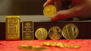 Because of the volatility of the cryptocurrency market, many people are uncomfortable with the market and so prefer to invest their money in different stocks and indices. Gold Prices Eke Out Record High But Pull Back From Intraday Peak Near 2 010 As U S Dollar Firms Marketwatch