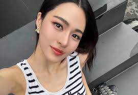 How to glow like LA-based influencer Karen Yeung (iamkareno)