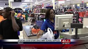 They can enter their order billing zip code and receive information about their order, such as if it has been shipped, where it is and when it is expected to be. 30 Macon Boys And Girls Club Kids Receive 100 Gift Cards To Academy Sports 41nbc News Wmgt Dt