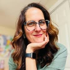 Chris Macgregor's Instagram, Twitter & Facebook