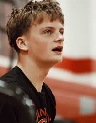 Craig Hodges tells how Kobe Bryant watching entire game films slowed the  game down for Kobe. Three-point champ and Lakers assistant coach Craig  Hodges tells how Kobe Bryant would watch the entire