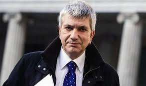 Vendola instead joined the communist refoundation party. L Accusa Di Vendola Salvini E Meloni Sono Omofobi E Razzisti Globalist