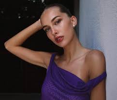 Look at me, look at me…You lookin?