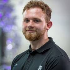 Tom Lang's Instagram, Twitter & Facebook