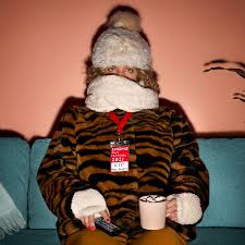 Jego celem jest wejście na wizję podczas prime time'u. Sundance 2021 Guide Bundle Up And Settle In On Your Sofa The New York Times