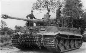 A bábtankok készülhetnek fából, gumiból, szövetből, vagy egyéb anyagból. Az Elso Harckocsi 75 Tortenelem Blog