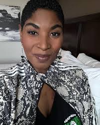 Stephanie Hallman's Instagram, Twitter & Facebook