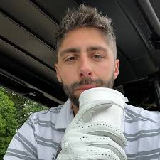 Dean Demartino's Instagram, Twitter & Facebook