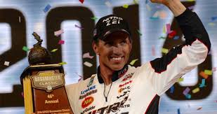 Navionics Pro Edwin Evers Wins 2016 Bassmaster Classic