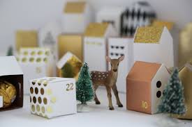 All you need for a handmade christmas! 25 Easy Ideas For Homemade Christmas Decorations And Gifts Houzz Uk
