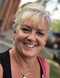 Lynne Mullins's Instagram, Twitter & Facebook