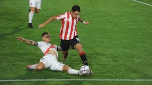 Fc dallas signs midfielder diaz from river plate. Agonico Triunfo De Estudiantes Sobre River En El Arranque De La Copa Telam Agencia Nacional De Noticias