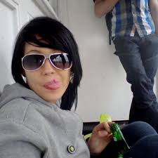 suzanne bowden (@Suzy_xxx)