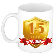 Gefeliciteerd 15 Jaar Gouden Schild Jubileum Verjaardag Mok Cadeau Beker Verjaardag Jubileum 15 Jaar In Dienst Blokker