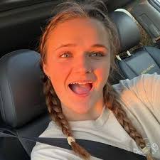 Isabella Baxter (@isabella.baxterr)