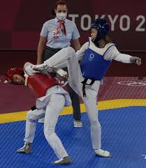 Code.org®, the code logo and hour of code® are trademarks of code.org. Fkxn Xivt5btjm