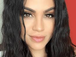 Maybe you would like to learn more about one of these? Natti Natasha Cambio Sus Ojos Marrones Por Unos Celestes Mira Que Hermoso Cambio Mui Noticias