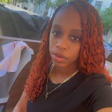 🚨 NEW 🚨 I'm sippin' bubbly and feelin' lovely! TANGERINE AND PRICKLY PEAR  SELTZERS BEING CANNED!