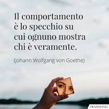 (san girolamo) i dolori, le delusioni e la malinconia non sono fatti per renderci scontenti e toglierci valore e dignità, ma per maturarci. Le 50 Piu Belle Frasi Sulla Falsa Amicizia E La Falsita Delle Persone Con Immagini Frasi Mania