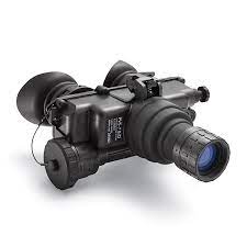 The unit uses 2 standard aa batteries that will provide 40 hours of continuous operation. Pvs 7 Night Vision Goggles Anvs 3347 Anvs Inc Night Vision