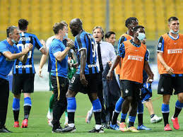 The only changes were achraf hakimi returning from suspension for matteo darmian and alexis sanchez starting for lautaro martinez. Inter Stage Late Fightback To Stun Parma Football News Times Of India
