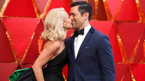 I would imagine it to be a picture of kelly ripa's crotch and she has a camel toe in other words, her pants are so tight there, that it looks like a camels hoof. Kelly Ripa Mark Consuelos Spill Secrets To Their Hot Sex Life Sheknows
