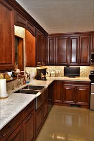 cottage kitchen cabinets