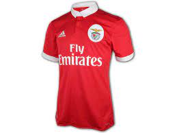 In benfica, away from the hustle and bustle, you'll find plenty of green areas. Adidas Benfica Lissabon Heim Trikot 17 18 Don Pallone