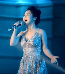 Vũ cát tường returned for her second season as a coach, while noo phước thịnh, đông nhi and ông cao thắng were replaced by singers soobin hoàng sơn, hương tràm (the voice season 1 winner), and tiên cookie, respectively. HÆ°Æ¡ng Tram Wikipedia Tiáº¿ng Viá»‡t