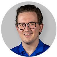 John Lengeling's Instagram, Twitter & Facebook