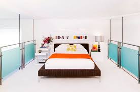 Terdapat 3 kamar tidur 1 kamar tidur utama dan 2 kamar tidur dengan ukuran lebih kecil. 9 Inspirasi Desain Kamar Tidur Minimalis Full Anti Mainstream