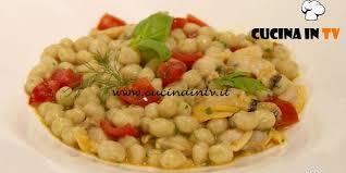 Check spelling or type a new query. Masterchef 7 Gnocchi Di Sgombro E Guazzetto Di Vongole Ricetta Antonino Cannavacciuolo Cucina In Tv