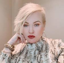 C'mon guys, admit it. Back in the 80s, that tousled hair drove you crazy.