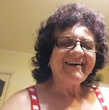 Sunday sunshine and saltwater 💛 Oahu, Hawaii #nakedhawaii Photo by  @tburt50 #beautifulmoments #peaceful #beachdreams #ocean #hawaii #hilife  #oahu #oahulove #thegatheringplace #takemetohawaii #instatravel  #rainbowstateofmind #sundayvibe #sunshine ...