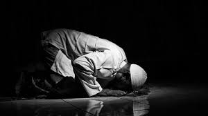 Tata cara mengerjakan sholat tahajud, amalan baik di malam hari. Tata Cara Sholat Tahajud Berikut Bacaan Niat Dan Artinya Bolehkah Lebih Dari 11 Rakaat Tribun Padang