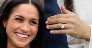 Harry and meghan appeared for the first time as an engaged couple at 2pm gmt for a photo call in front of their apartment at kensington palace and meghan gave us a first look at what we've all been waiting for: The Jeweler Who Made Meghan Markle S Engagement Ring Refuses To Make Replicas
